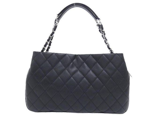 Borsa a tracolla Chanel 66872 in pelle di vitello grana naturale nera Nero - vista 2