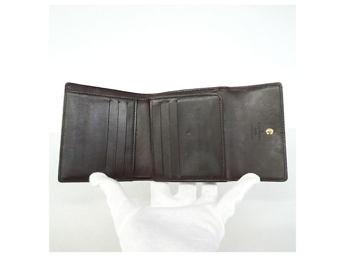 Portafoglio Louis Vuitton Tri-fold in Amarante Bordò - vista 4