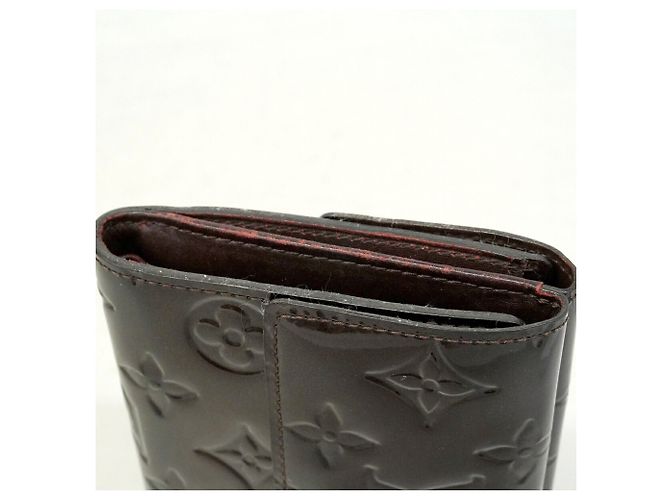 Portafoglio Louis Vuitton Tri-fold in Amarante Bordò - vista 6