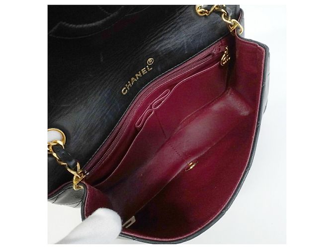 Borsa a tracolla con catena Chanel Matelassé Nero - vista 4