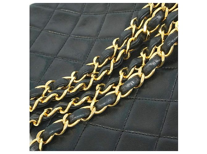 Borsa a tracolla con catena Chanel Matelassé Nero - vista 9