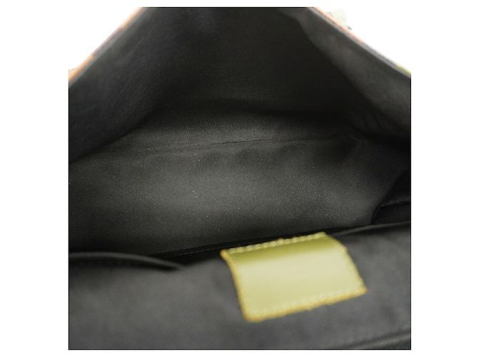 Borsa a tracolla Louis Vuitton Damouflage LV Trail Verde - vista 4
