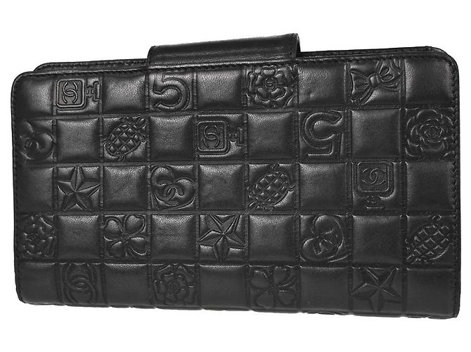 Chanel Lucky Symbols French Embossed Quilted Leather Nero - vista 2