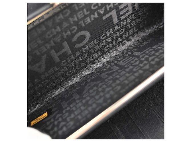 Chanel Lucky Symbols French Embossed Quilted Leather Nero - vista 4