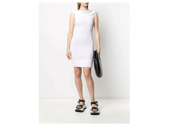 Vestido vaina Chanel sin mangas de algodón blanco - vista 3