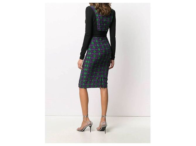 Vestido midi Versace em viscose preto e roxo com padrão geométrico - vista 2