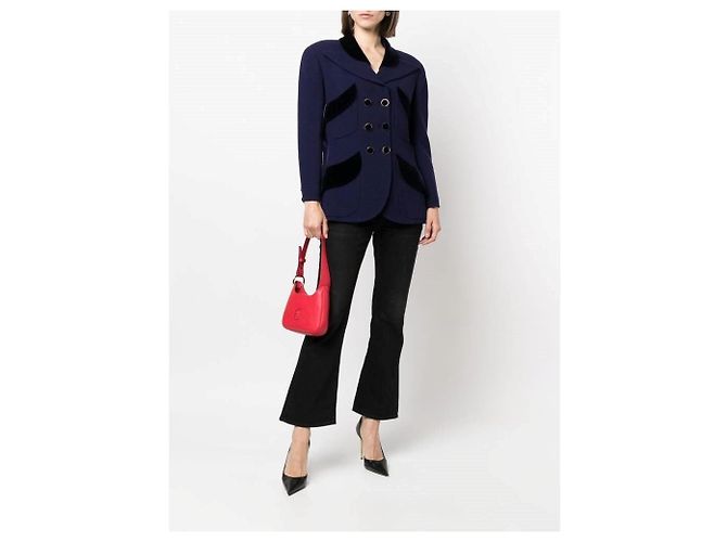 Chanel Wolljacke Lila mit Samt-Details - Ansicht 5