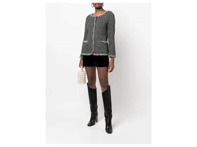 Chanel Bouclé Wolle Blazer Kariert Grau - Ansicht 2
