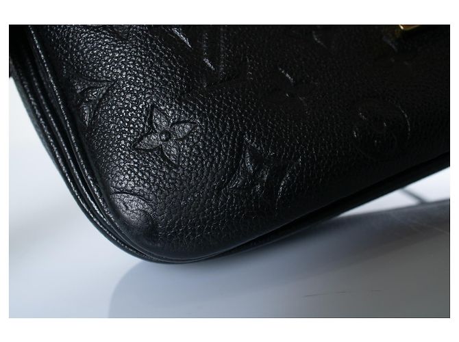 Louis Vuitton, Black Pochette metis empreinte bag - view 8