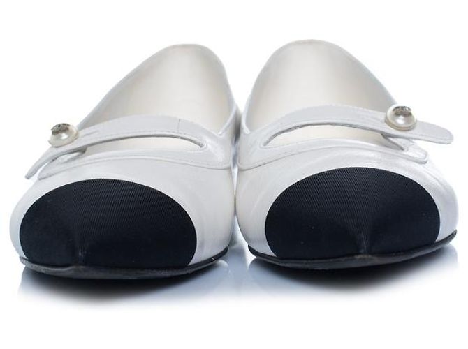 Chanel, ballerine 2024 con cinturino Mary Jane Bianco - vista 5