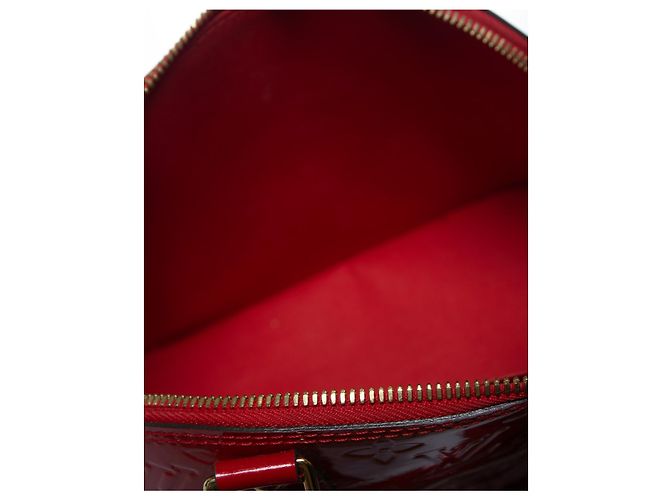 Louis Vuitton, Monogram vernis alma BB in cerise Rosso - vista 9