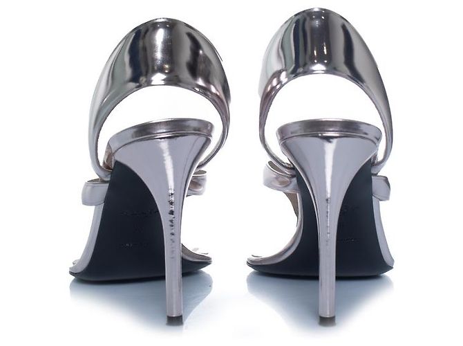 Alaïa Alaia, sandali infradito 90 in pelle specchiata Argento D'oro - vista 6