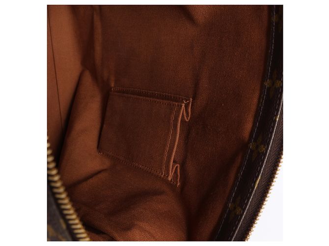 Borsa a tracolla Louis Vuitton Cabas Mezzo Monogram Canvas Brown M51151 Marrone - vista 12