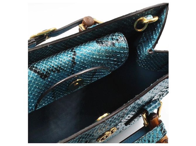Gucci Bamboo 1947 Handtasche in Blauem Pythonleder - Ansicht 11