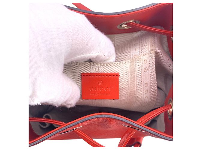 Gucci Borsa a secchiello a spalla in pelle rossa brillante con diamanti e coulisse Rosso - vista 6