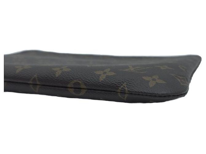 Louis Vuitton Etui Voyage GM Monogram Clutch Bag - vista 7