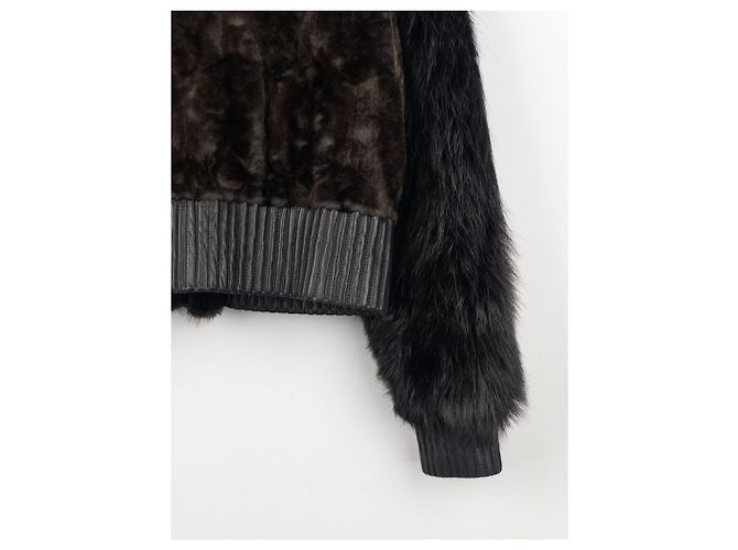 Yves Saint Laurent Rive Gauche von Tom Ford 2000er Pelz-Leder Bomberjacke - Ansicht 18