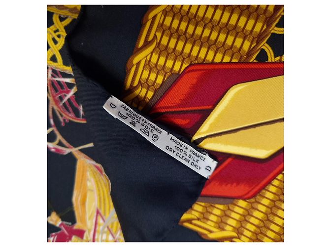 Hermès Voitures Paniers Seidentuch 89cm - Ansicht 5