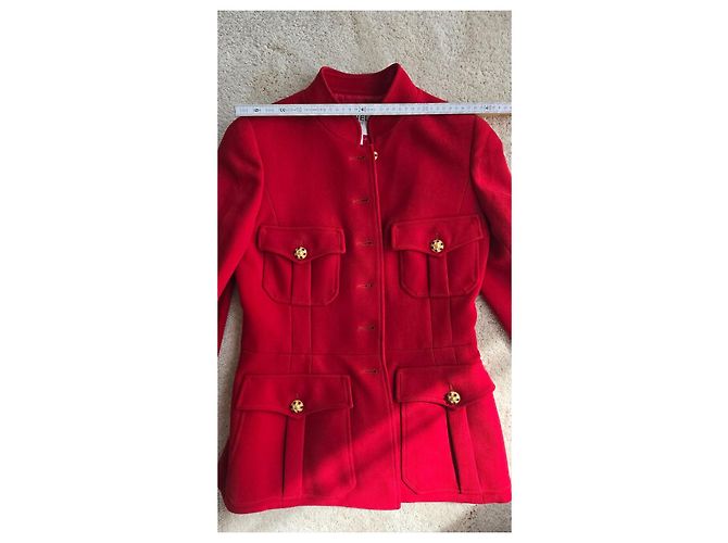 Chanel 1996 Red Wool Jacket with Gripoix Buttons - view 13