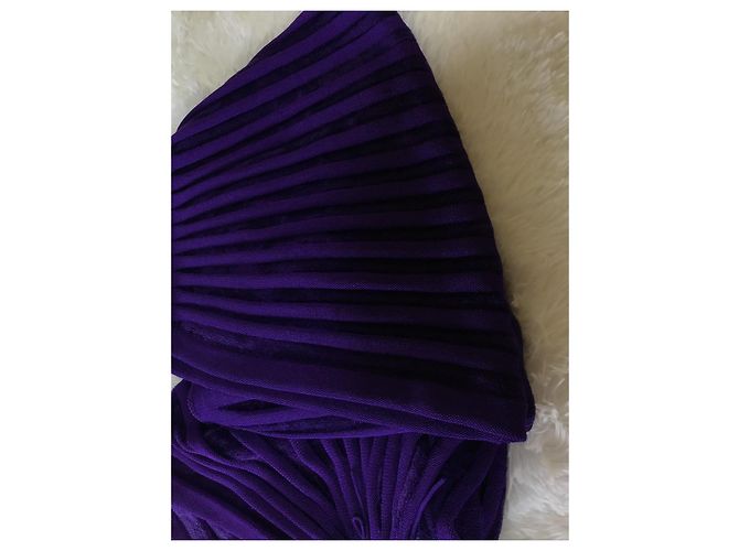 Alaïa Set aus violettem Strick-Oberteil und Rock Lila - Ansicht 14