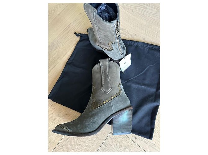 Zadig & Voltaire Stivaletti in camoscio con borchie Cachi - vista 5