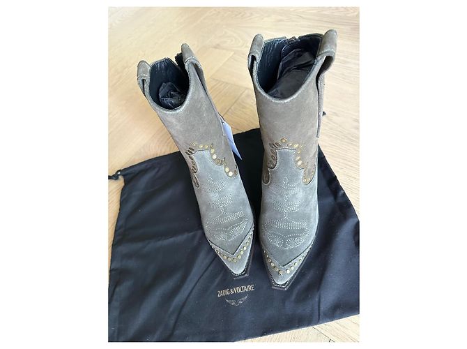 Zadig & Voltaire Stivaletti in camoscio con borchie Cachi - vista 8
