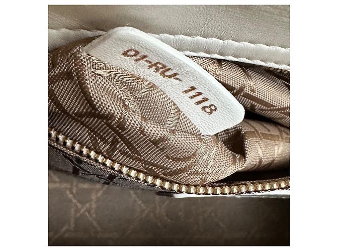 Borsa Christian Dior Lady Dior My ABCDior in pelle bianca Bianco - vista 11