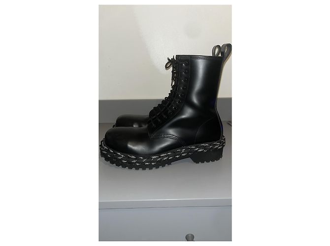 Balenciaga black leather boots - view 3