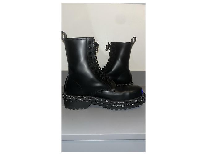 Balenciaga black leather boots - view 7
