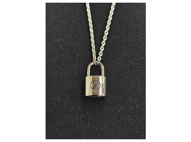 Collar Louis Vuitton Lockit Learn en plata de ley 925 - vista 2