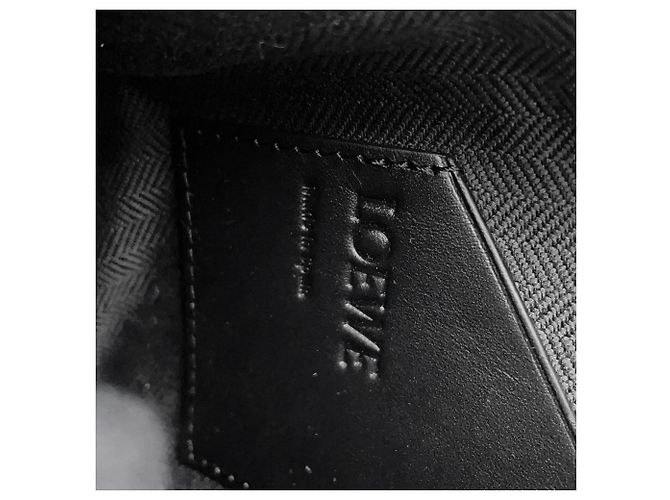 Borsa a mano Loewe Body Bag Vertical T-Pocket in pelle Nero - vista 13