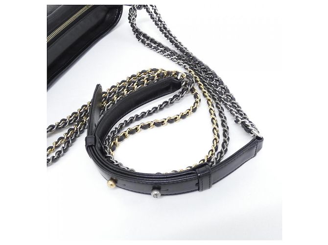 Borsa a tracolla Chanel Gabrielle Line AS1521 Nero - vista 9