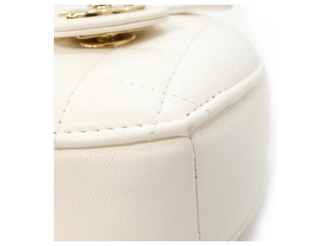 Timeless Chanel AP2784 Shoulder Bag White - view 3