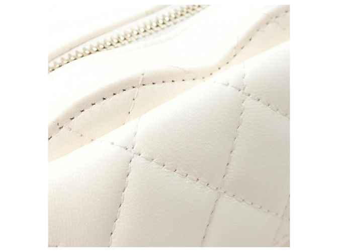 Timeless Chanel AP2784 Shoulder Bag White - view 5
