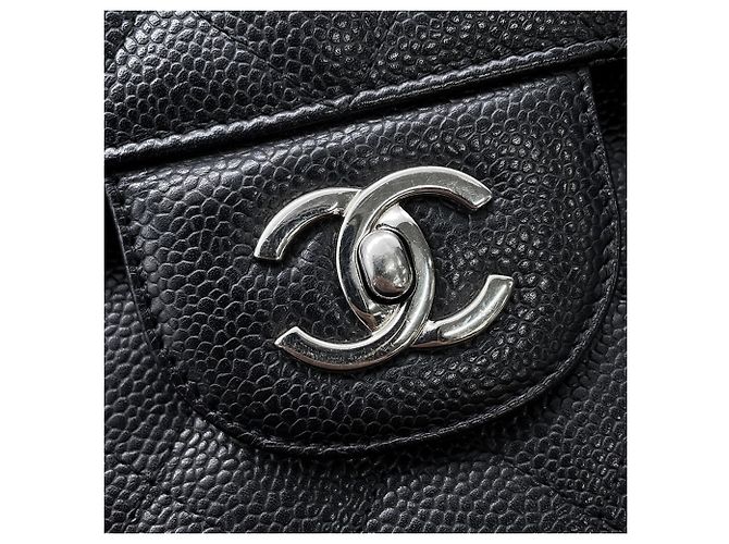 Borsa a tracolla con catena Chanel in vitello martellato nero - vista 12