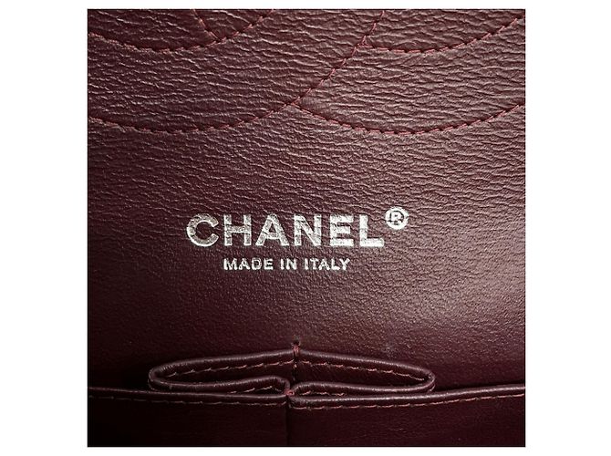 Borsa a tracolla con catena Chanel in vitello martellato nero - vista 15
