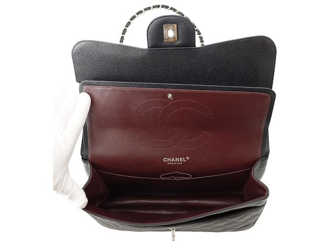 Borsa a tracolla con catena Chanel in vitello martellato nero - vista 7