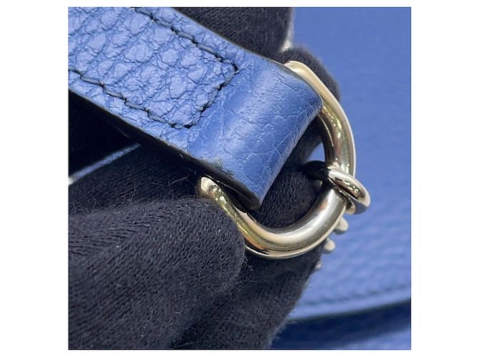 Borsa a tracolla con catena Gucci in nero e blu - vista 12