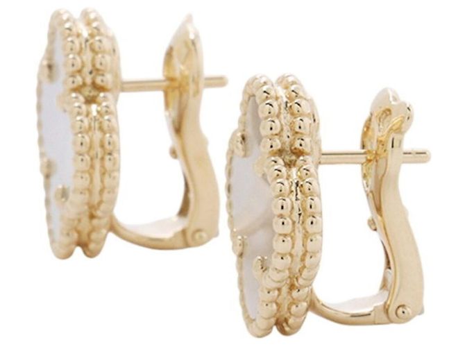 Van Cleef & Arpels Alhambra Ohrstecker Weiß Golden - Ansicht 2