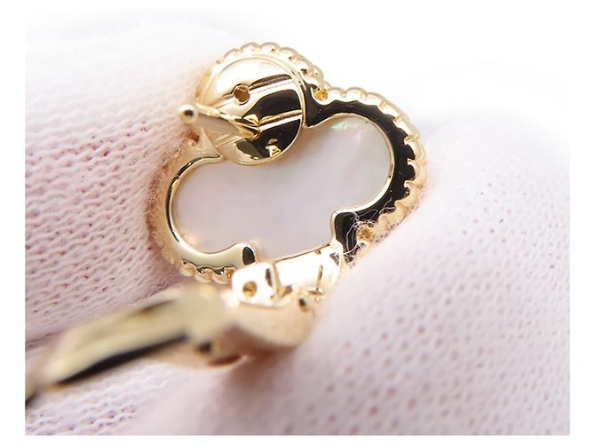 Van Cleef & Arpels Alhambra Ohrstecker Weiß Golden - Ansicht 5