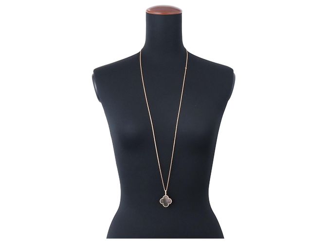 Van Cleef & Arpels Collar Largo Magic Alhambra Castaño Dorado - vista 3