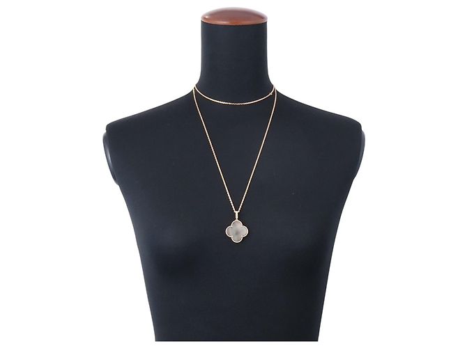Van Cleef & Arpels Collar Largo Magic Alhambra Castaño Dorado - vista 4