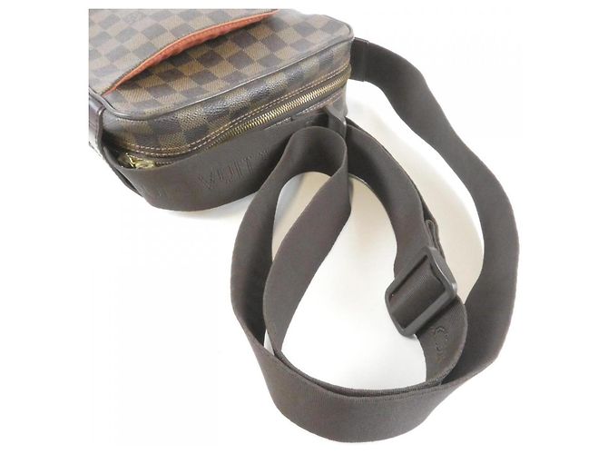 Bolsa de Ombro Louis Vuitton Damier Olaf PM Marrom - vista 6