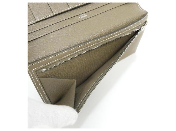 Hermès Portafoglio lungo Hermes Bearn Soufflé Taupe - vista 6