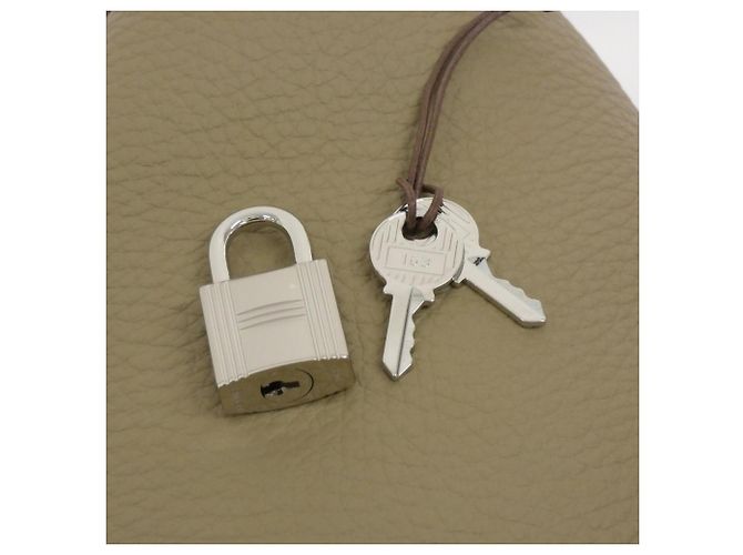 Hermès Bolso Hermes Picotin Lock PM Beige - vista 4
