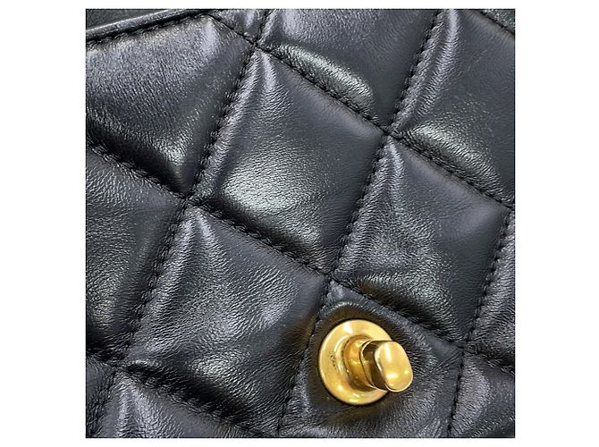 Borsa a tracolla con catena Chanel Black Matelassé Nero - vista 10