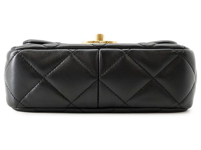 Borsa a tracolla con catena Chanel Black Matelassé Nero - vista 3