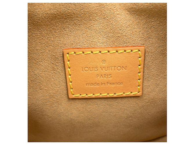 Sac à épaule Louis Vuitton Monogram Loop Beige Monogramme - vue 16