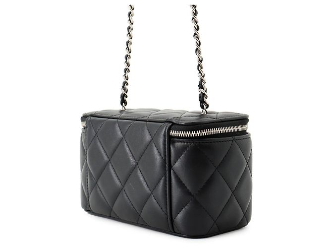 Borsa a tracolla con catena Chanel Matelassé Nero - vista 2