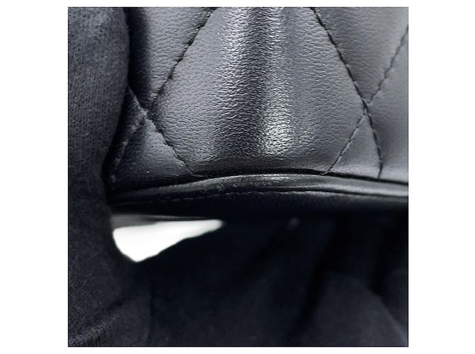 Borsa a tracolla con catena Chanel Matelassé Nero - vista 8